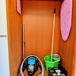 Casa Viviana Con Box Bici Moto Auto 아파트 *