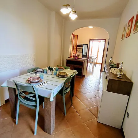 Casa Viviana Con Box Bici Moto Auto Follonica