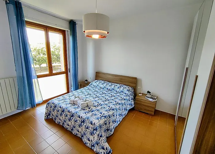 Casa Viviana Con Box Bici Moto Auto Follonica