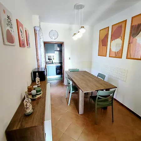 Casa Viviana Con Box Bici Moto Auto Apartment *