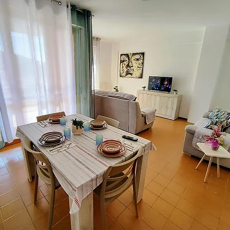 Casa Viviana Con Box Bici Moto Auto *